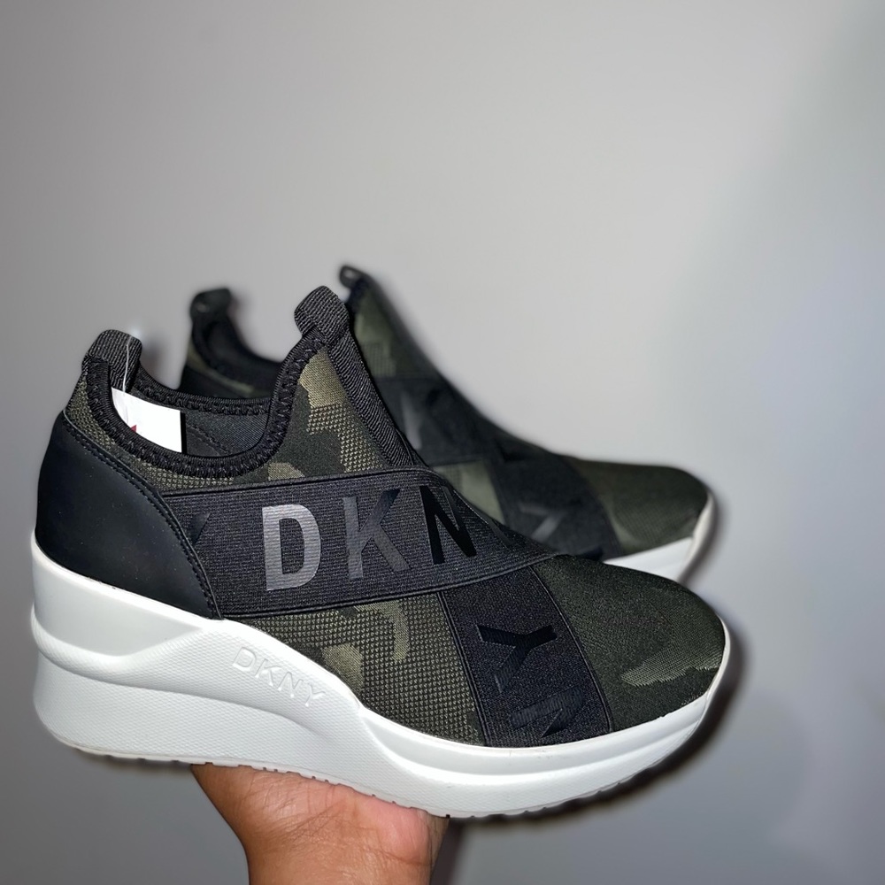 Size 6 DKNY Sneakers